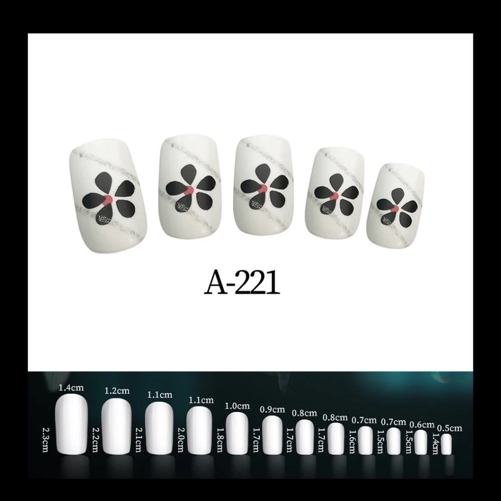 Flowers and silver presson nails